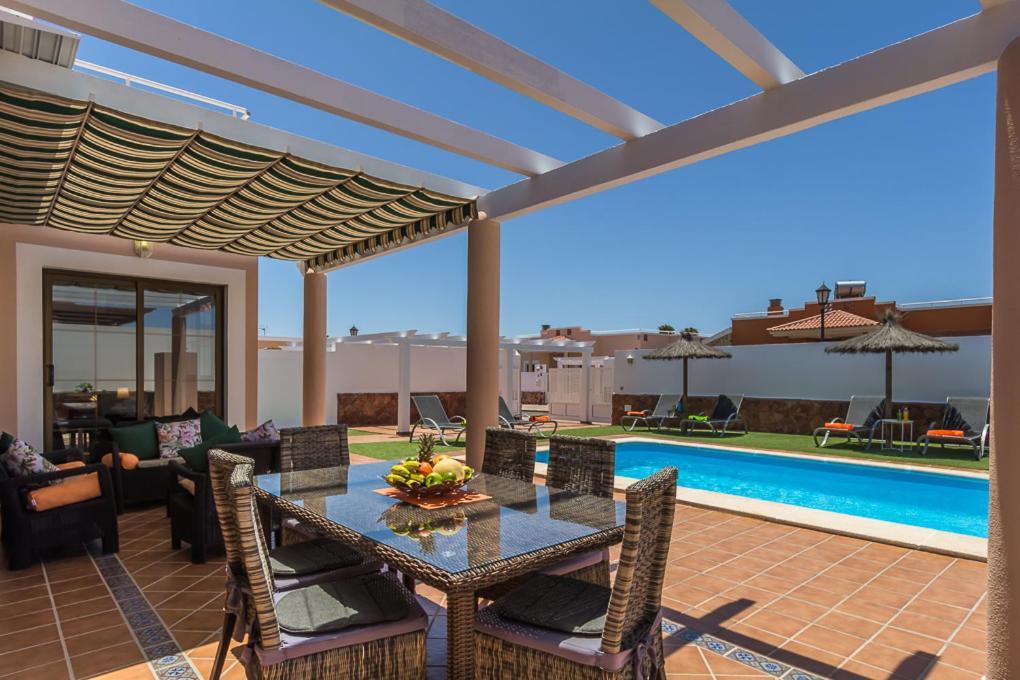 Villa With Private Pool, Near Beach And Golf Caleta De Fuste- Villa Charlotte Costa De Antigua Dış mekan fotoğraf